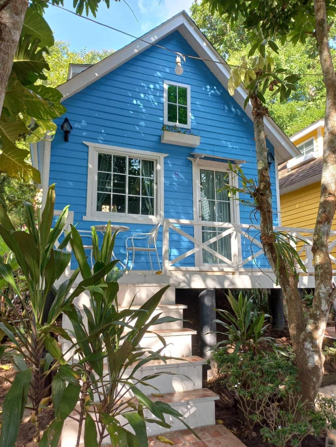 Suriyan Erawan Kanchanaburi สุริยัน เอราวัณ กาญจนบุรี Guest house Tha Kradan